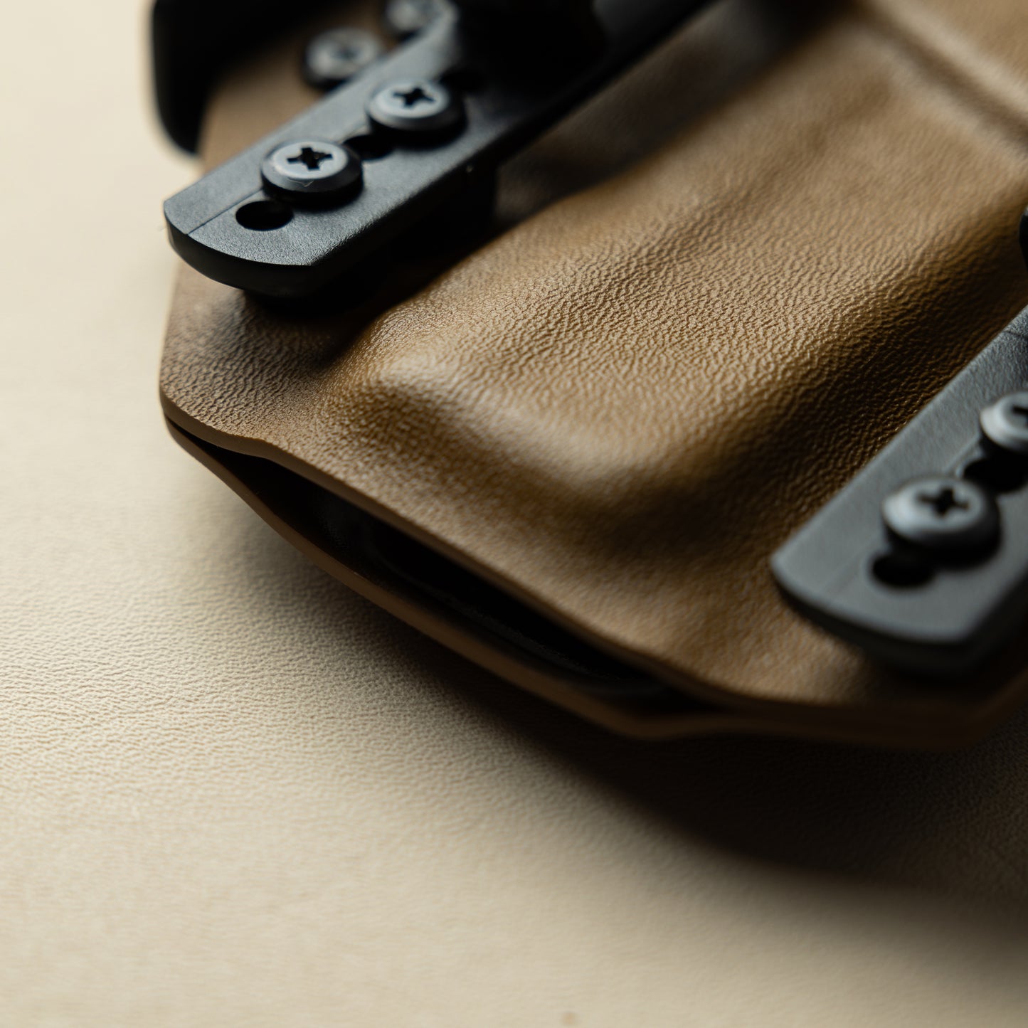 AIWB Kydex Holster, Dual Clip, Brown, Front View, Opening, Close-up