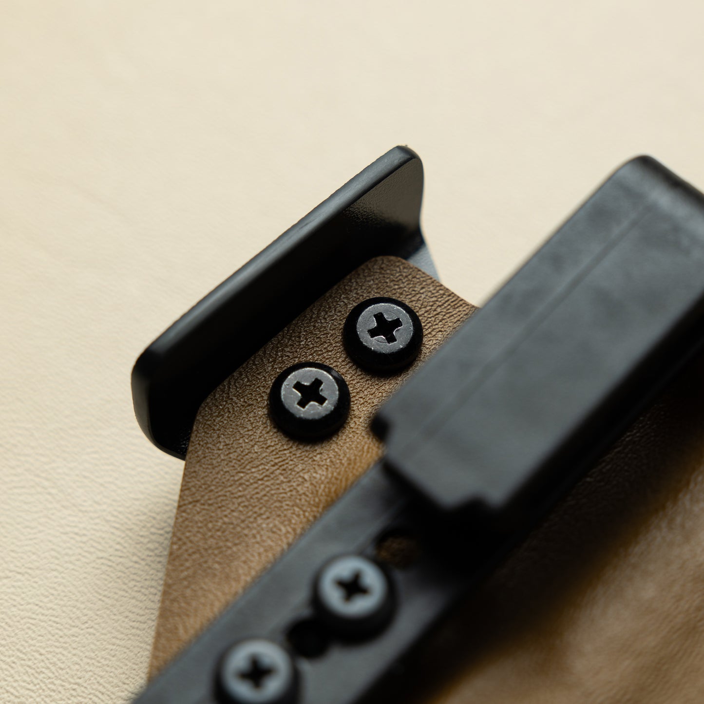 AIWB Kydex Holster, Dual Clip, Brown, Front View, Close-up, Claw