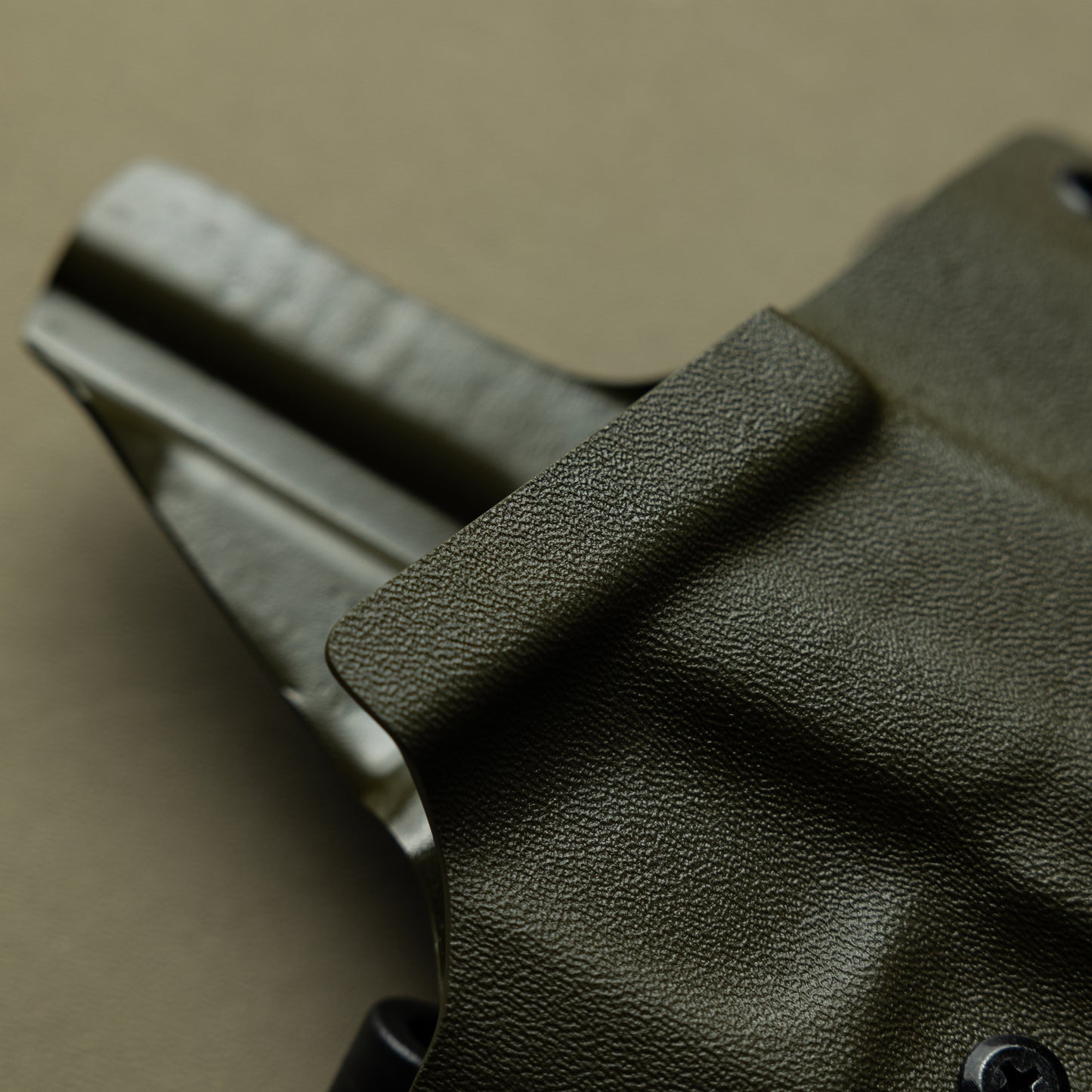 OWB Kydex Holster, Dual Clip, Green, Front View, Entryway Cose-up